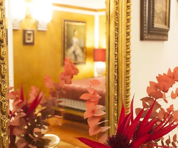 Martins De Luxe Apartahotel 4*