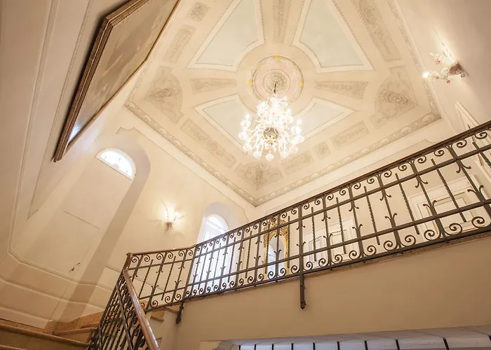 Apartmanhotel Martins De Luxe 4*