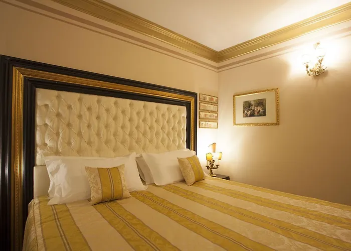 Martins De Luxe Apartahotel