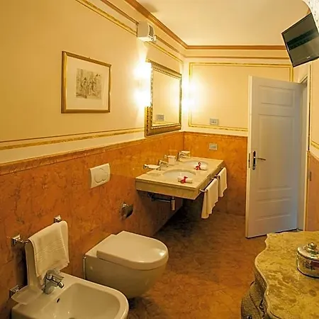 Aparthotel Martins De Luxe Ravenna
