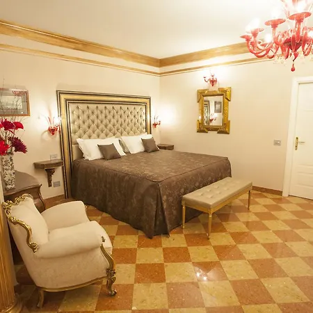 Martins De Luxe Apart Otel Ravenna